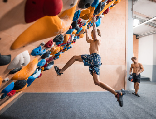 Bouldern vs. Fitnessstudio – was ist das bessere Krafttraining?