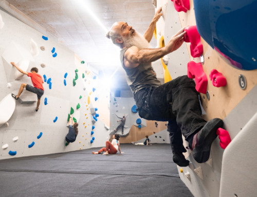 Bouldern statt Burnout – Wie Klettern Körper und Geist nachhaltig stärkt