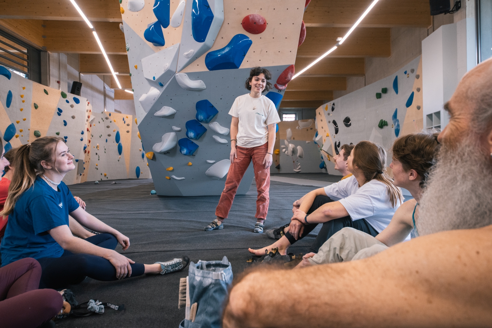 TK3.0_Auswahl_-12 Einführung für Anfänger in einer Boulderhalle